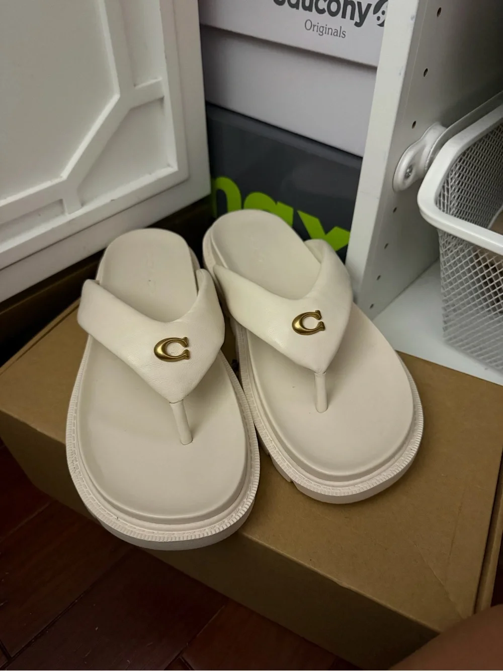 ❌Final Price❌Coach Brynn Chalk Thong Sandals with Gold C Accent